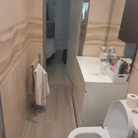 Апартаменти Pool&terrace New Flat *